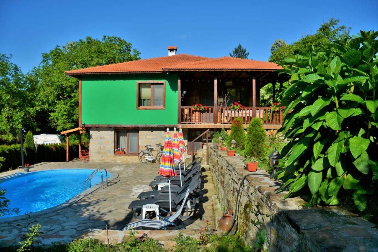 Къща Край Реката/ House By The River Vetrintsi 외부 사진