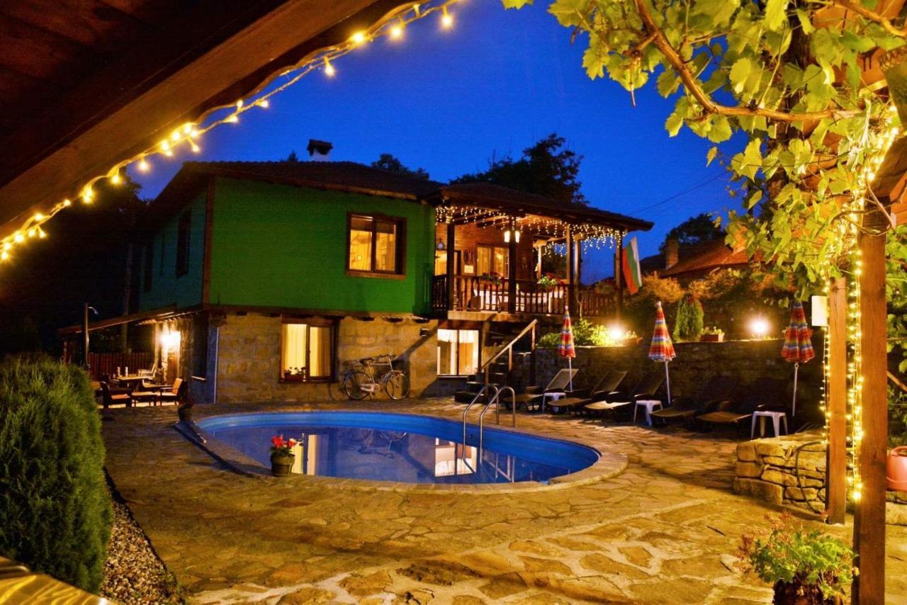 Къща Край Реката/ House By The River Vetrintsi 외부 사진